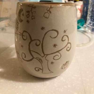 SarahLe21496697's profile picture. 