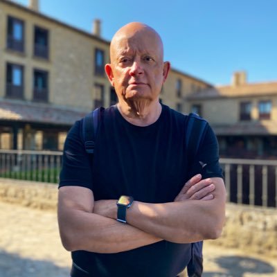 jlrsone's profile picture. Cabreado, hay motivos para estarlo. Ya no sueño con que se cumpla la letra de Lennon en Imagine.