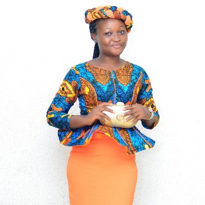 Daisy__Empire's profile picture. LoverofGod||Fashiondesigner||milliner
Industrial chemist
social miner