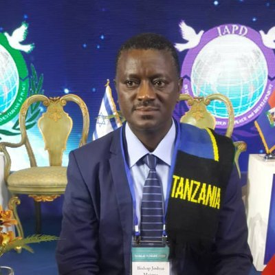 iw6000's profile picture. 福井市生まれ、現在67歳、富山県高岡市在住 愛犬コロ(柴犬5歳)と毎朝散歩 若き頃タンザニア🇹🇿とウガンダで2カ月間奉仕活動従事した経験からいろいろボランティア活動に関心あるも体力の限界に苦戦中