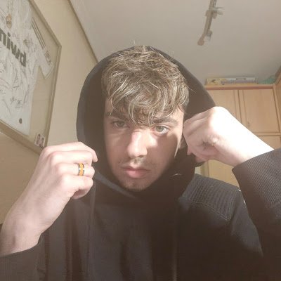 Me he quitado la otra cuenta para hacer limpieza, seguirme aquí mejor uwu uwu
