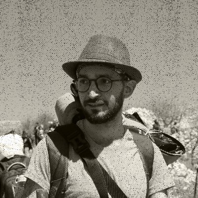 Creative developer; experience designer; storyteller. Passionate about bringing crazy ideas to life. Interested in psychology; entrepreneurship; technology.