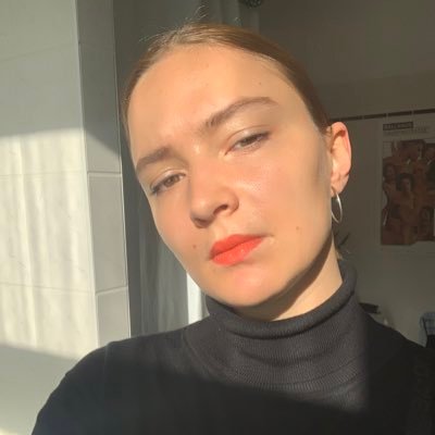 intersectional feminist, political scientists, philosophy graduate & (material) arts enthusiast