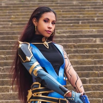 Cosplayer y cosmaker de Madrid 🥰. Modeladora 3D y texture artist 😊
Intento de streamer 🤔