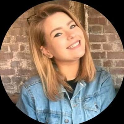 Cynorthwyydd Gwerthiant a Marchnata @GwasgPrifCymru | Sales and Marketing Assistant @UniWalesPress @calonbooks |~All views my own~| hi/she/her🏴🌈📚