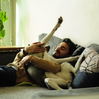 ulastaskit's profile picture. 