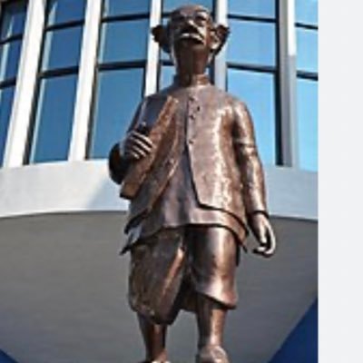 Crypanalyst's profile picture. Representing the hopes, aspirations, troubles and even foibles of a common investor.