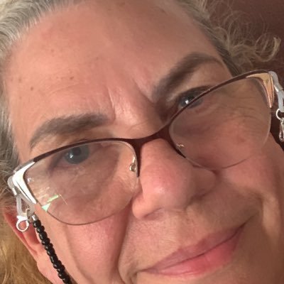 ElyzabethGemel3's profile picture. 