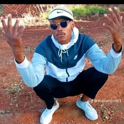 Shebeshxt7's profile picture. 