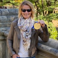 runnergrl☮️🦄🗽🏰⛰️🌅 (@karlene02573930) 's Twitter Profile