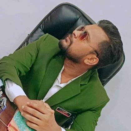 KarnManas's profile picture. 