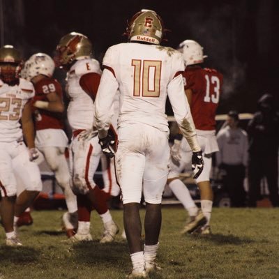 2 D1 offers 2 D2 offers -Sussex Juco Football ‘ 24 OLB/Edge -6’3 240 lbs  Romans 8:28 3 Yrs eligibility + 1yr redshirt