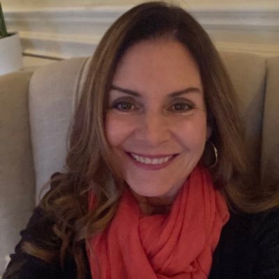 LizEcke's profile picture. 