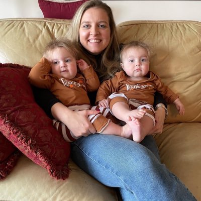 carrielestes33's profile picture. 