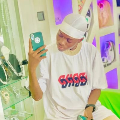 Froebel53720902's profile picture. 