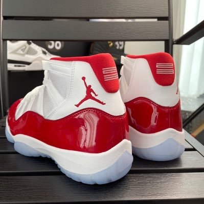I like collect shoes . I like resell shoes. contact me. if you have good choice.I’m do free shipping free shoes