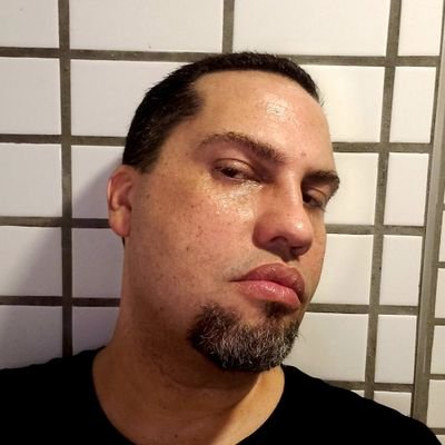 eeeduardo's profile picture. 