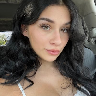 delilahluv19 Profile Picture