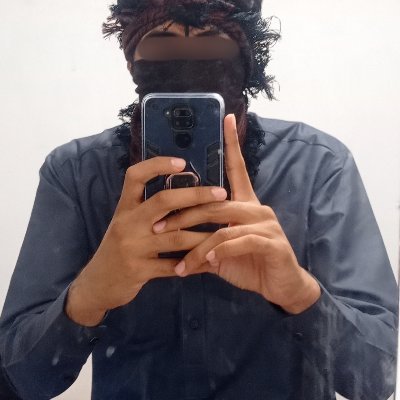 در جهان نتوان اگر مردانه زیست
همچو مردان جان سپردن زندگیست،
Balouch boy, living in zahedan