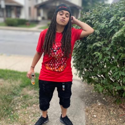 Shitty af they locked me out my account @LilKaya97 🤦🏽♀️🙄😡