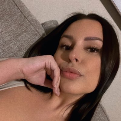 SarFur's profile picture. 🦷 & animal lover