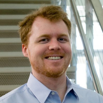 storytelling and storylistening person š creator and host @thedeaddesk š marketing @remote