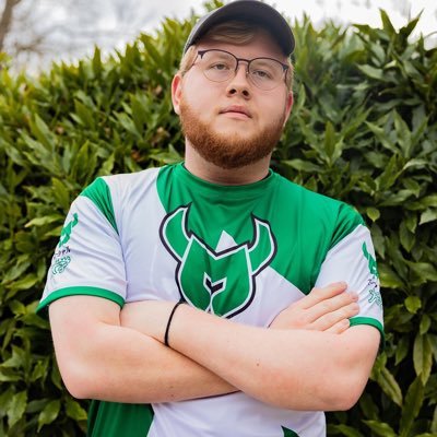 @CollegeHaloGG player and Head of Broadcast and Production for @MarshalluGaming. Video Production and Digital Marketing Major. Photographer. Esports job seeker.