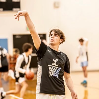 Lakeridge High school• C/O 2023• PG🏀/ davidghetie@icloud.com