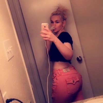 runituplynn's profile picture. IG- Mfkway