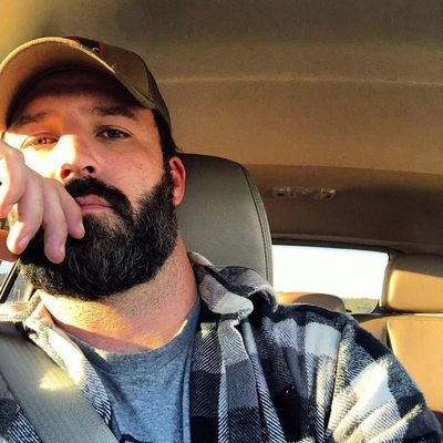 versaovermelha's profile picture. ✌️😏
meu Instagram é liberado, querem ver?