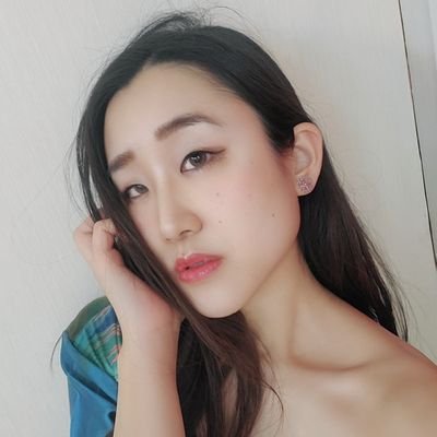 pochino621's profile picture. ボーカリスト・SSWです。オリジナルCD販売中！
ユニット【雪美織】【カラクリ・ロマンチカ】
エレキ&ウッドベース弾き！
寄り添って、心揺さぶる歌を。
全身全霊、全力疾走。
常にチャレンジする人。
https://t.co/2ABVsJZtQ9