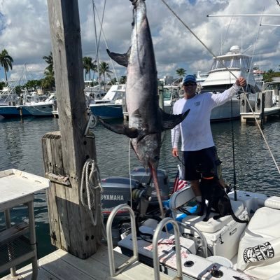 CaptJMistRBaitR's profile picture. Bills and Thrills