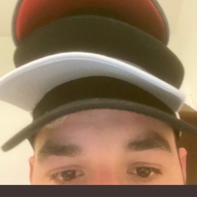 julnotari01's profile picture. Tropoj