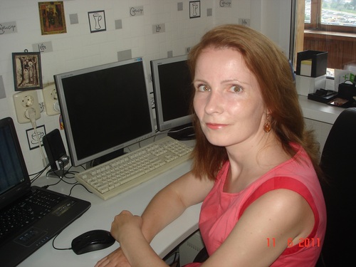 Интересуюсь инвестированием, инфобизнесом, психологией взаимоотношений. Готова к общению.