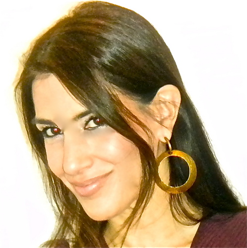 Passionate about everything REAL with no fluff attached***Certified Life Coach-Speaker-Author*** Love helping people connect to their greatness***