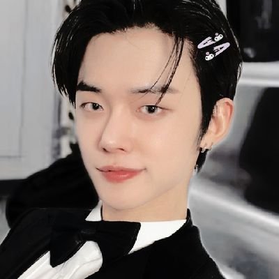 VJHYKRJ's profile picture. INFP-T `𓍢ִ໋🌷͙֒  🖇️✩ ♡𝐣𝐮𝐬𝐭 𝐚𝐧 𝐚𝐫𝐜𝐡𝐢𝐯𝐞 𝐨𝐟 𝐦𝐲 𝐫𝐚𝐧𝐝𝐨𝐦 𝐩𝐨𝐬𝐭 — •