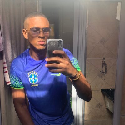 Muay Thai/ Boxe🥊🔥... Quando o objetivo vale a pena, o tempo é só um detalhe.🍃🌍🙏 / Eterno Pitty 🏴🌠 / Insta:@_wjr7_