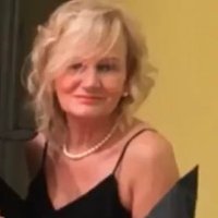 Mary Connolly(@MaryTCon) 's Twitter Profile Photo