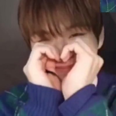 hii_decembre's profile picture. 나는 영도 보이 take me home country road