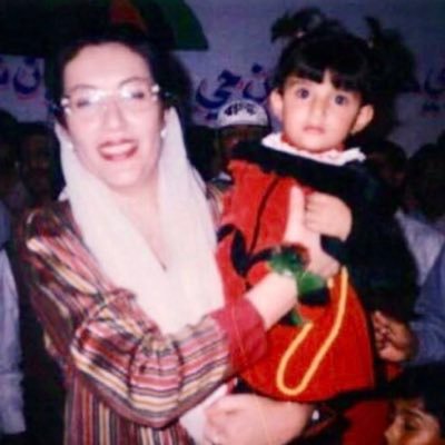 Granddaughter of Late Ruqiya Khanum Soomro. Ex Pres Sindh, Founding Member PPP | Third Generation | Nationality 🇵🇰 | PPP 🇱🇾 | Muslim | Jeay Sindh|