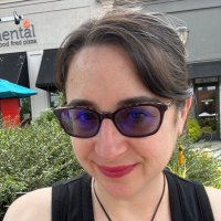 Jenn (@jenntlereader) 's Twitter Profile