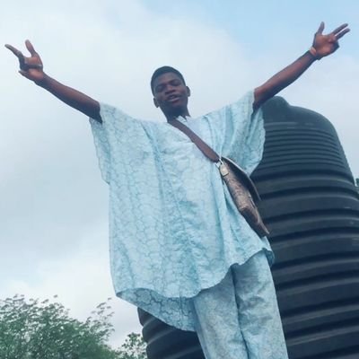 AdetomiwaAdeda2's profile picture. VIDEO CREATOR 🎬🎬
DISC JOCKEY  DJ🎛
FASHION DESIGNER 📏📏
WHATSAPP :- 08140958189
TIKTOK:- MIKEHADEYDVS