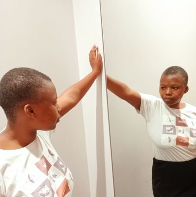 SthabileMkhonza's profile picture. Choose to believe ✨ Choose to be open minded 💯 Choose you every day🏳️‍🌈, Gods creation in action. Content creator, motivational guru 🥴