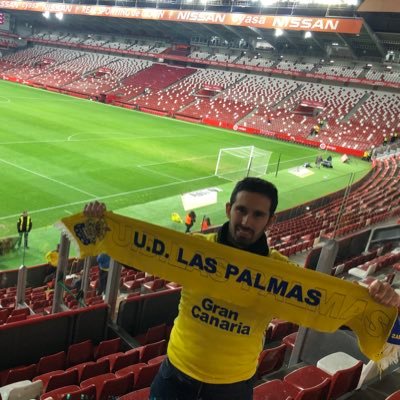Ingeniero Industrial y fiel seguidor de mi UDLP. Va quedando menos para emigrar.