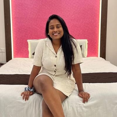 Aiswaryakannan_'s profile picture. Official FC Page of Aiswarya Kannan