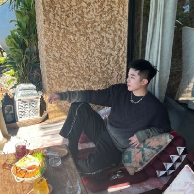 Jerryooooooo's profile picture. welcome to follow me