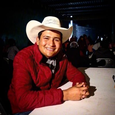 Joven, Zacatecano, orgullosamente Cuauhtémense.