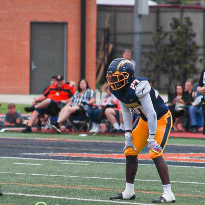 mcknight1k's profile picture. Alfred McKnight c/o 2025 |5’11| RB,LB | , Madison Preparatory Academy ig: @mckni8ht, . 225-441-4842. https://t.co/OUMMGOwbRx mcknightalfred1@gmail.com