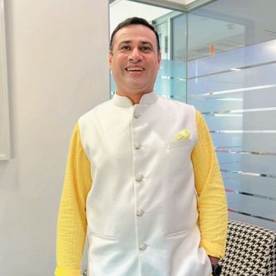 hemantkaul2016's profile picture. Banker with a sense of humour