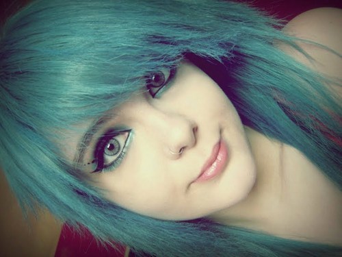 17,chata,besta,estranha,idiota,ciumenta,câncer,fake?NÃO
Bob Esponja,Cupcakes,Anime,Black Veil Brides,Suicide Silence